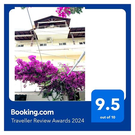 Apartments Athina Орикум Экстерьер фото
